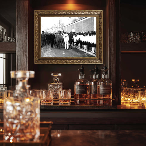 Atatürk Öğrencilerle Buluşma Arşiv Fotoğrafı Kanvas Tablo Siyah Beyaz Tarihi Dekor