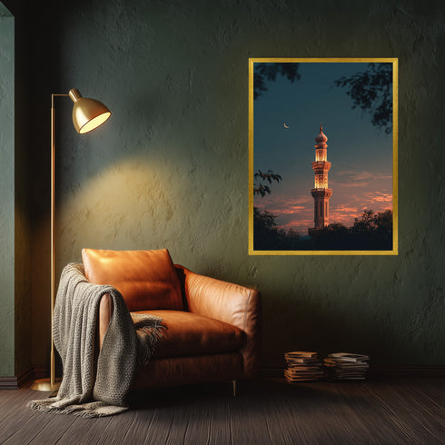 Hilal ve Gün Batımı Fonlu Cami Minaresi Kanvas Tablo – Altın Işıltılı İslami Duvar Dekoru, Dini ve Manevi Salon Tablosu