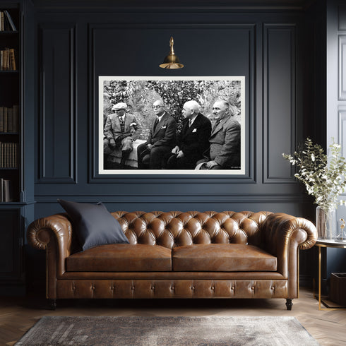 Atatürk ve Devlet Adamları Bahçe Sohbeti Tarihi Fotoğraf Kanvas Tablo Siyah Beyaz Nostaljik Duvar Dekoru