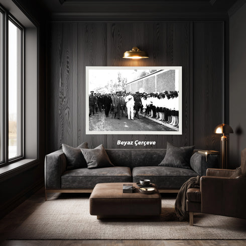 Atatürk Öğrencilerle Buluşma Arşiv Fotoğrafı Kanvas Tablo Siyah Beyaz Tarihi Dekor