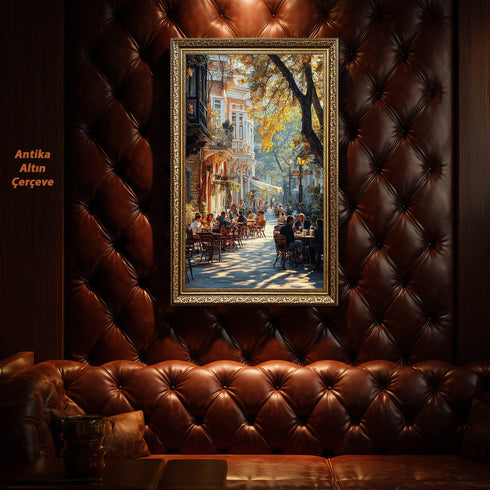 Sonbaharda İstanbul Kafe Sokağı Sanat Baskısı, Tarihi Binalar Arasında Gün Işığı ve Nostaljik Şehir Yaşamı Duvar Dekoru