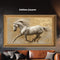 Koşan Beyaz At Tablosu Altın Varak Dokulu Arka Planlı Lüks Kanvas Duvar Dekoru, Salon Ofis İçin Büyük Boy At Figürlü Tablo