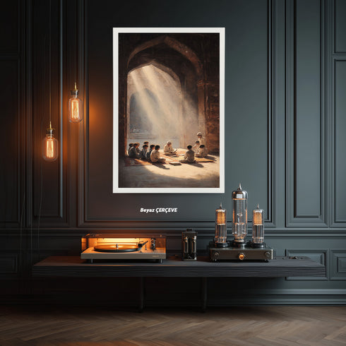 Kur’an Öğrenen Çocuklar Kanvas Tablo – Cami İçinde Manevi Eğitim Temalı İslami Duvar Dekoru, Dini ve Huzur Veren Salon Tablosu