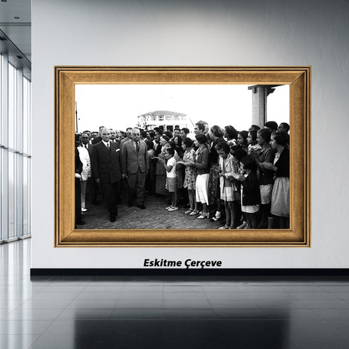 Atatürk ve Devlet Adamları Bahçe Sohbeti Tarihi Fotoğraf Kanvas Tablo Siyah Beyaz Nostaljik Duvar Dekoru