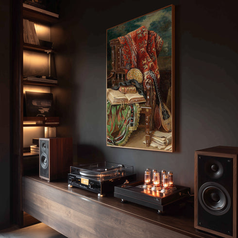 Oryantal Sandalye ve Ud ile Klasik Natürmort Sanat Baskısı, El Yazması Kitaplar ve Kilim Desenleriyle Tarihi Duvar Dekoru