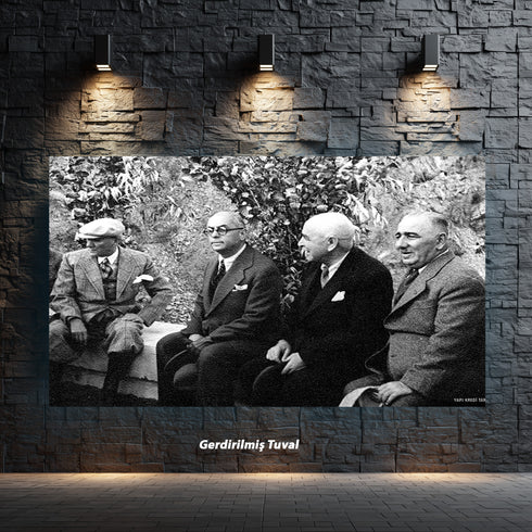Atatürk ve Devlet Adamları Bahçe Sohbeti Tarihi Fotoğraf Kanvas Tablo Siyah Beyaz Nostaljik Duvar Dekoru