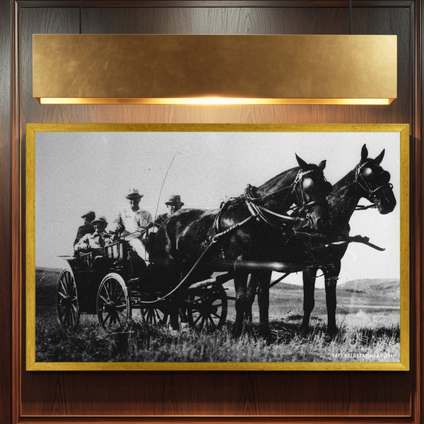 Atatürk Faytonda Tarihi Fotoğraf Kanvas Tablo Siyah Beyaz Nostaljik Duvar Dekoru