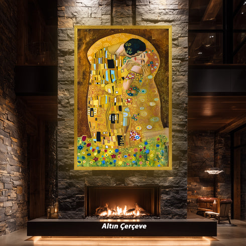 Altın Tonlarda Romantik Sarılış, Eskitilmiş Çerçeveli İkonik Aşk Temalı Tablo, Zarif ve Lüks Duvar Dekoru Sanat Eseri