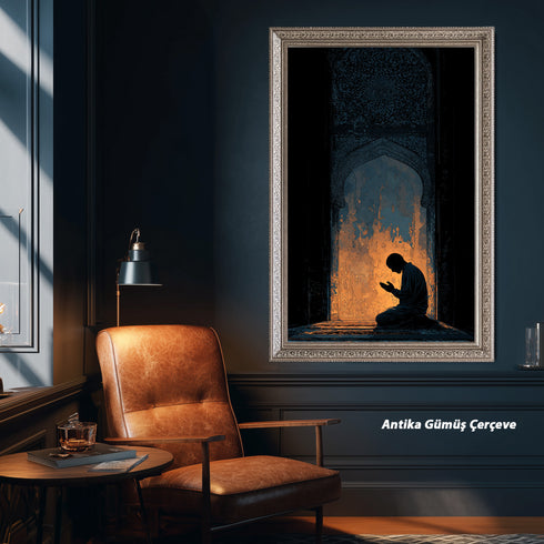 Mihrab Önünde Dua Eden Müslüman Silüeti Kanvas Tablo – Işık ve Gölge Temalı İslami Duvar Dekoru, Manevi ve Dini Salon Tablosu