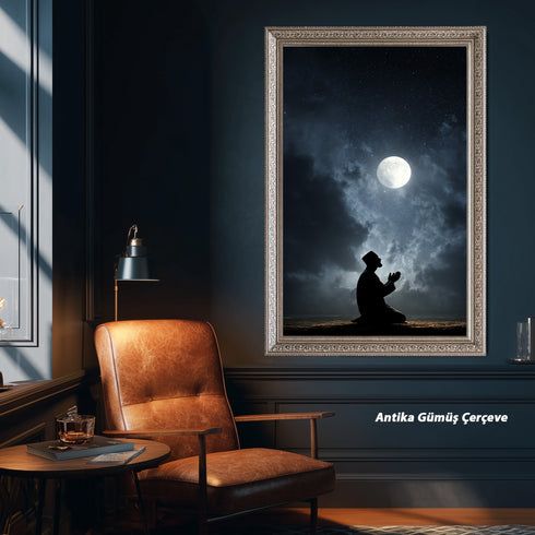 Dolunay Altında Dua Eden Müslüman Silüeti Kanvas Tablo – Gece ve Yıldız Temalı İslami Duvar Dekoru, Dini ve Manevi Salon Tablosu