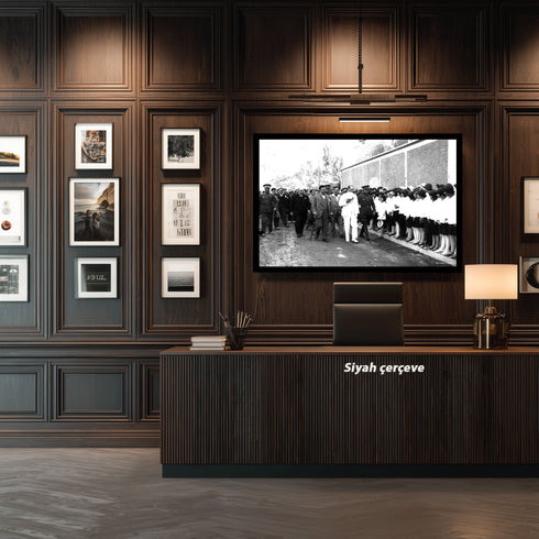 Atatürk Öğrencilerle Buluşma Arşiv Fotoğrafı Kanvas Tablo Siyah Beyaz Tarihi Dekor