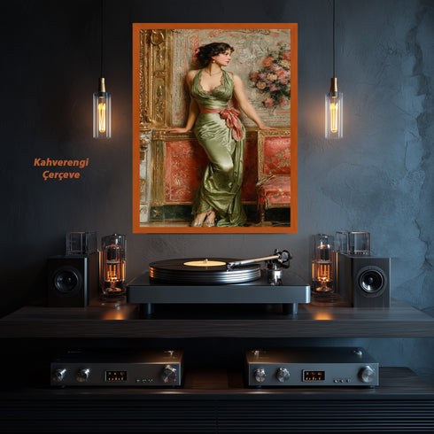 Zarif Kadın Figürü ve Klasik Salon Sanat Baskısı, Yeşil Saten Elbise ile Vintage Asalet, Romantik ve Zamansız Duvar Dekoru