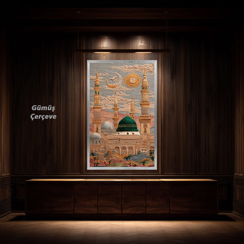 Mescid-i Nebevi Yeşil Kubbe Nakış İşlemeli Görünümlü Kanvas Tablo – Hilal ve Güneş Motifli İslami Duvar Dekoru, Dini Salon Tablosu