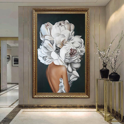 Beyaz Çiçekli Kadın Portre Tablo