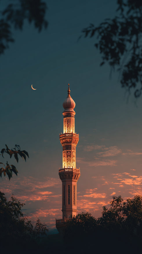 Hilal ve Gün Batımı Fonlu Cami Minaresi Kanvas Tablo – Altın Işıltılı İslami Duvar Dekoru, Dini ve Manevi Salon Tablosu